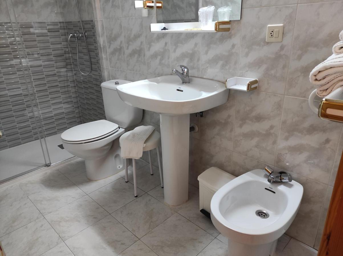 Hotel Gavín Extérieur photo
