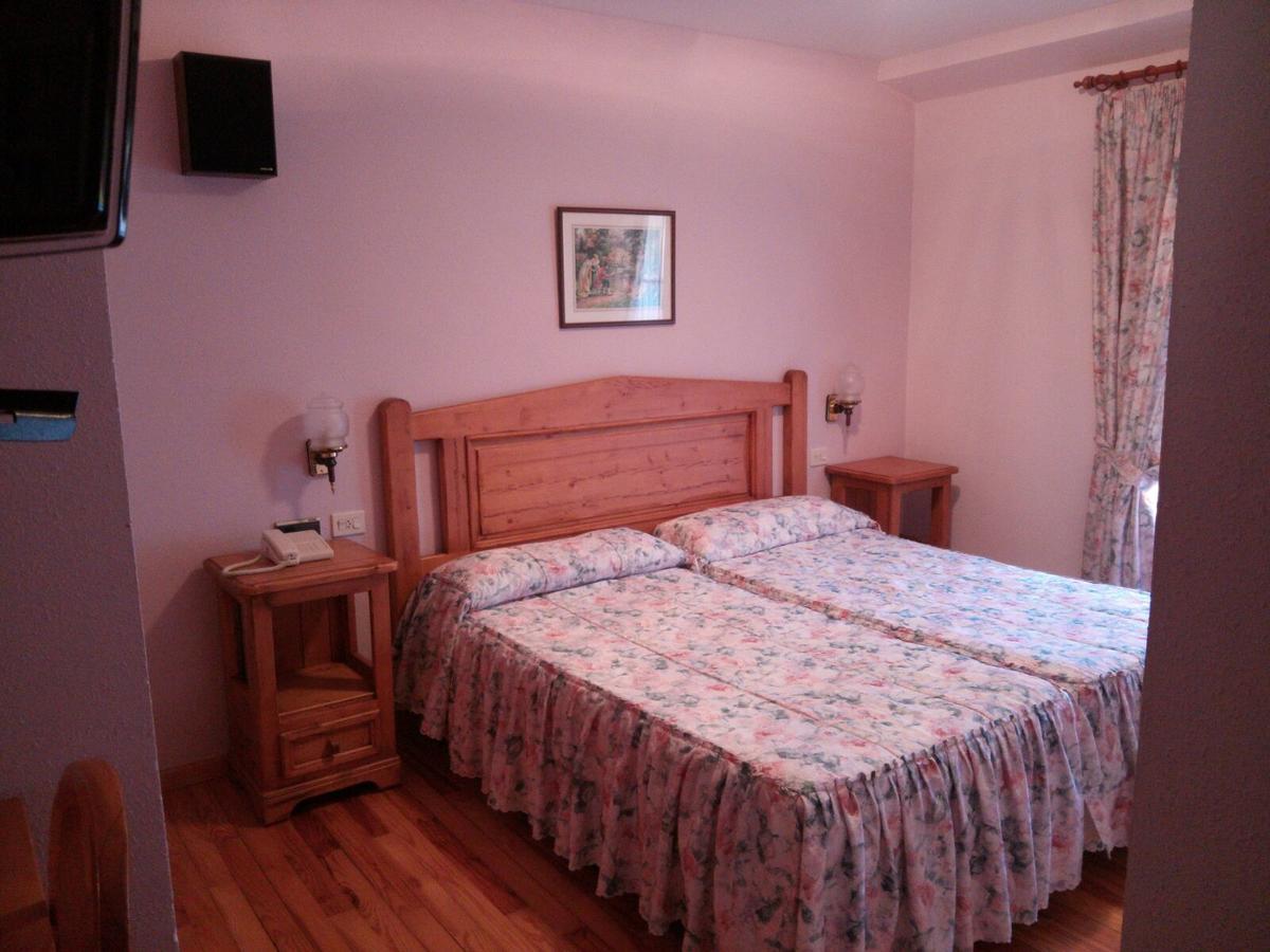 Hotel Gavín Extérieur photo