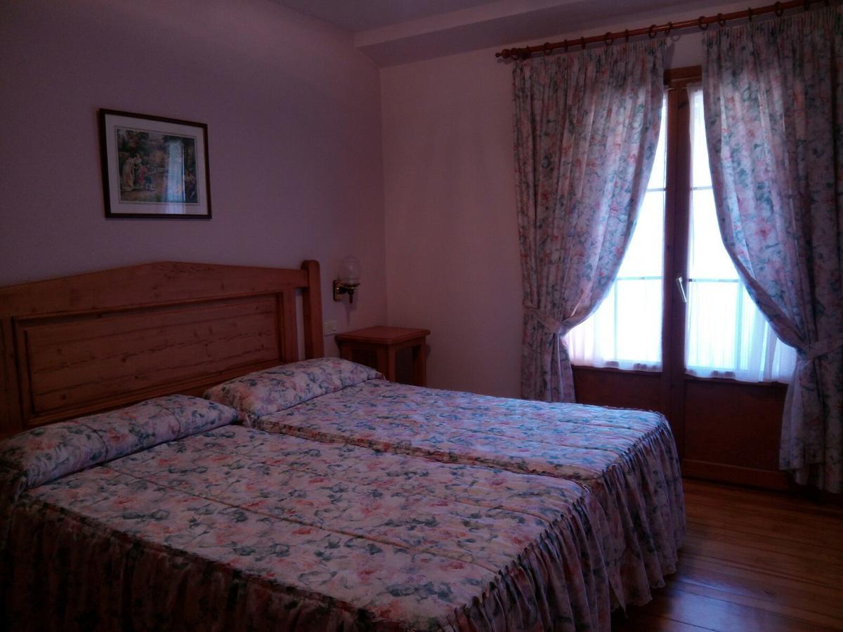 Hotel Gavín Extérieur photo